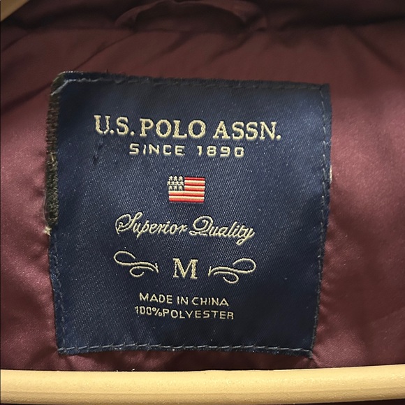 U.S. Polo Assn. Quilted Puffer Vest – Women’s Size Medium - Picture 2 of 7